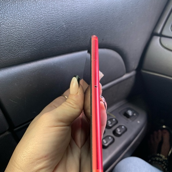 iPhone SE - Picture 4 of 8